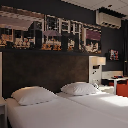 De Roode Leeuw Hotel