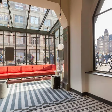 De Roode Leeuw Hotel