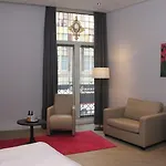 De Roode Leeuw 4*