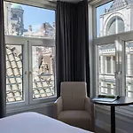 Hotel De Roode Leeuw 4*