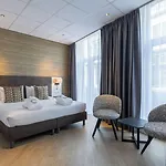 Hotel De Roode Leeuw 4*