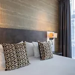 De Roode Leeuw Hotel 4*