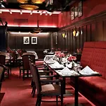 Hotel De Roode Leeuw 4*