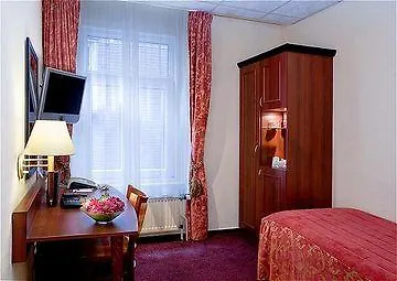 De Roode Leeuw Hotel 4*