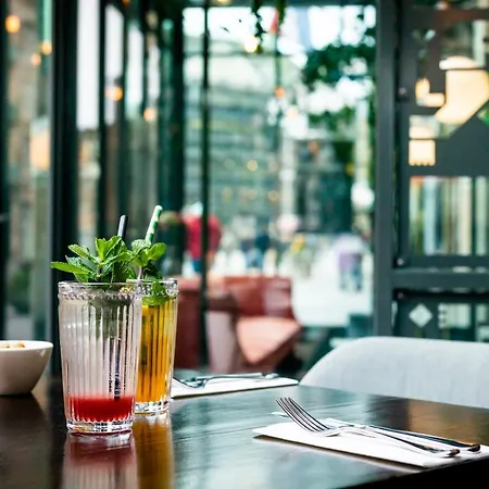 De Roode Leeuw Ξενοδοχείο 4*