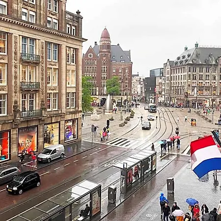 Hotel De Roode Leeuw 4*