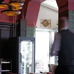 دي روودي لي يوو أمستردام