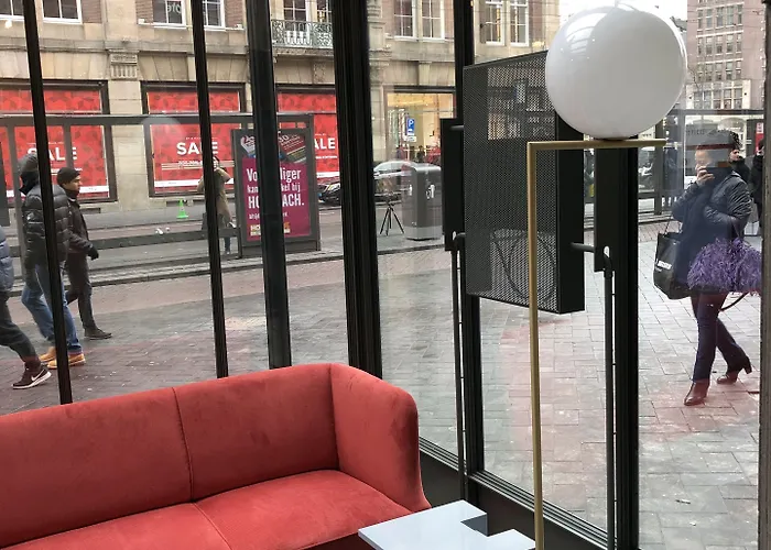 Hotel De Roode Leeuw